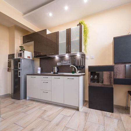 Two Bedroom Cathedral View Apartment فارنا المظهر الخارجي الصورة